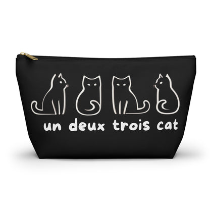 Un, Dois, Trois, Cat Pouch